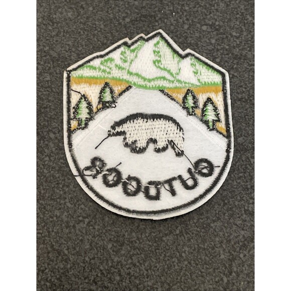 6 Assorted Adventure Hiking Camping Explore Outdoors Iron-On Embroidered Patches - Picture 11 of 13
